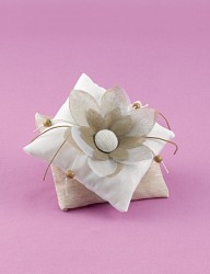 Μπομπονιέρα Γάμου Μαξιλαράκι Διπλό με Λουλούδι